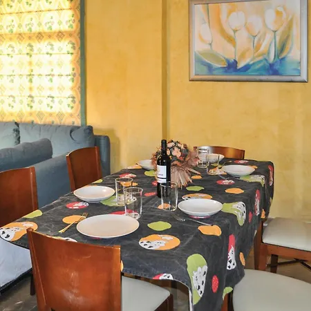 Cozy In Olivares With Outdoor Swimming Pool Holiday home *